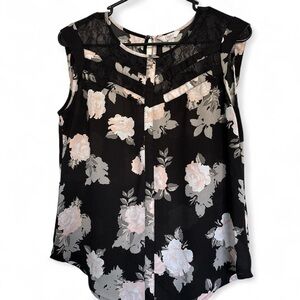 Candie's Floral Blouse